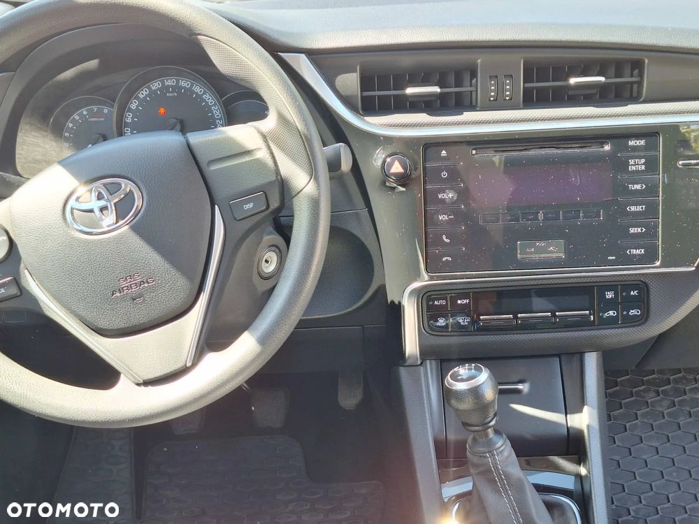 Toyota Auris 1.6 Active - 5