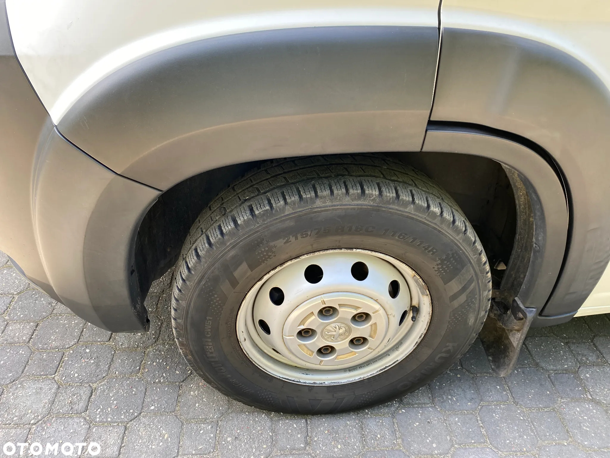 Peugeot Boxer Izoterma kontener 8 Palet 3,5t 163KM Salon PL - 32