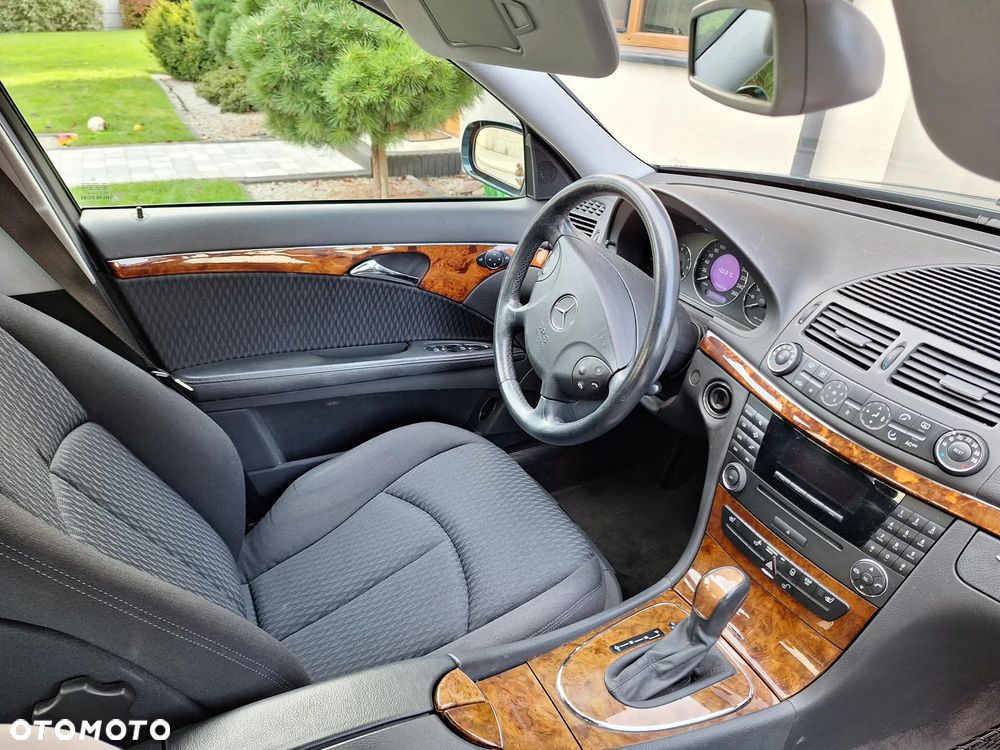 Mercedes-Benz Klasa E - 11