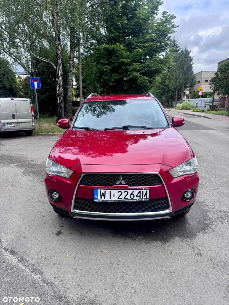 Mitsubishi Outlander 2.0 DID Intense + - 4