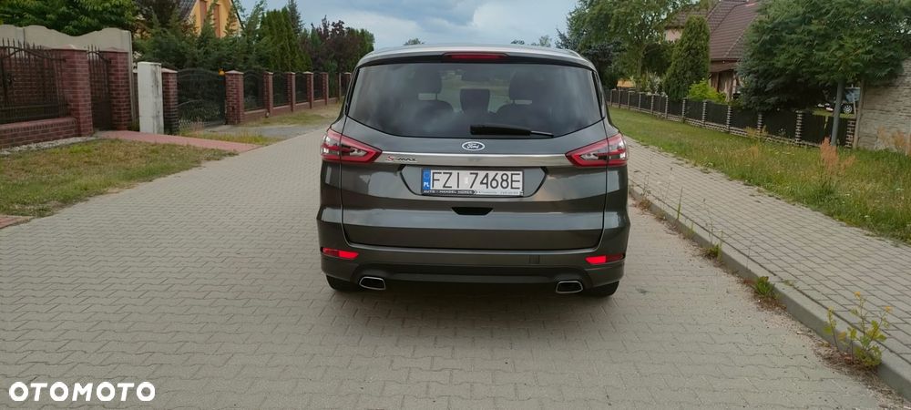 Ford S-Max 2.0 TDCi Titanium PowerShift - 7