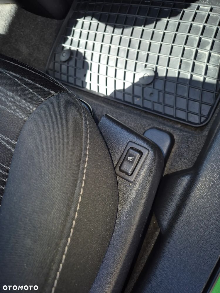 Mazda 2 1.3 Impression - 10