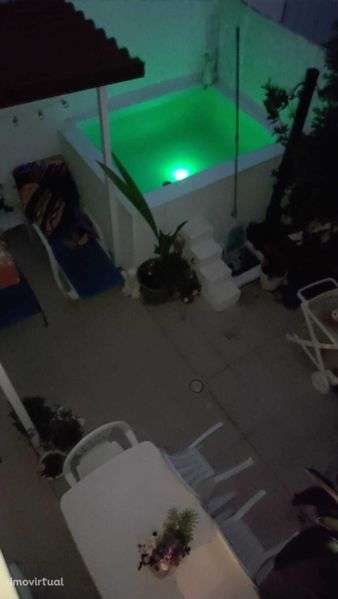 Moradia Triplex 2 Salas, Cozinha,1Despensa ,2Quartos,1 Suite,3WC - Grande imagem: 5/11