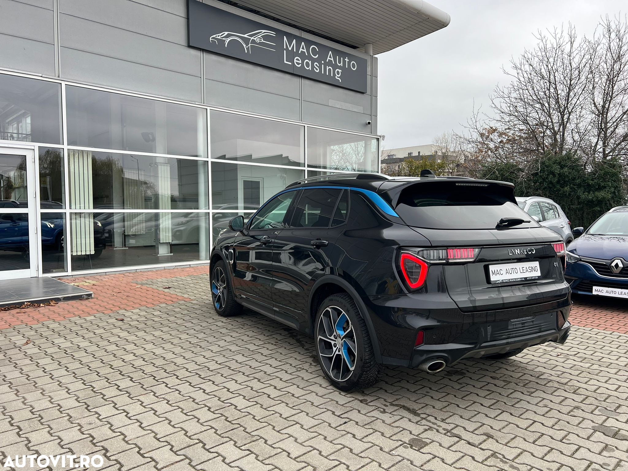 Lynk&Co 01 - 12