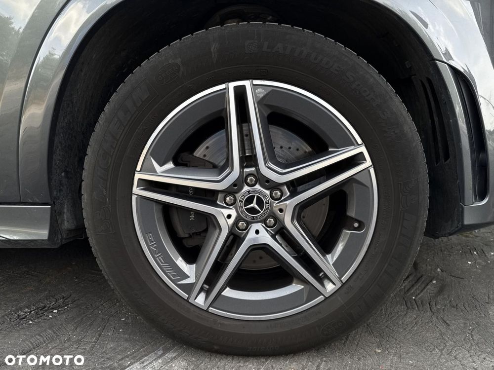 Mercedes-Benz GLE - 22