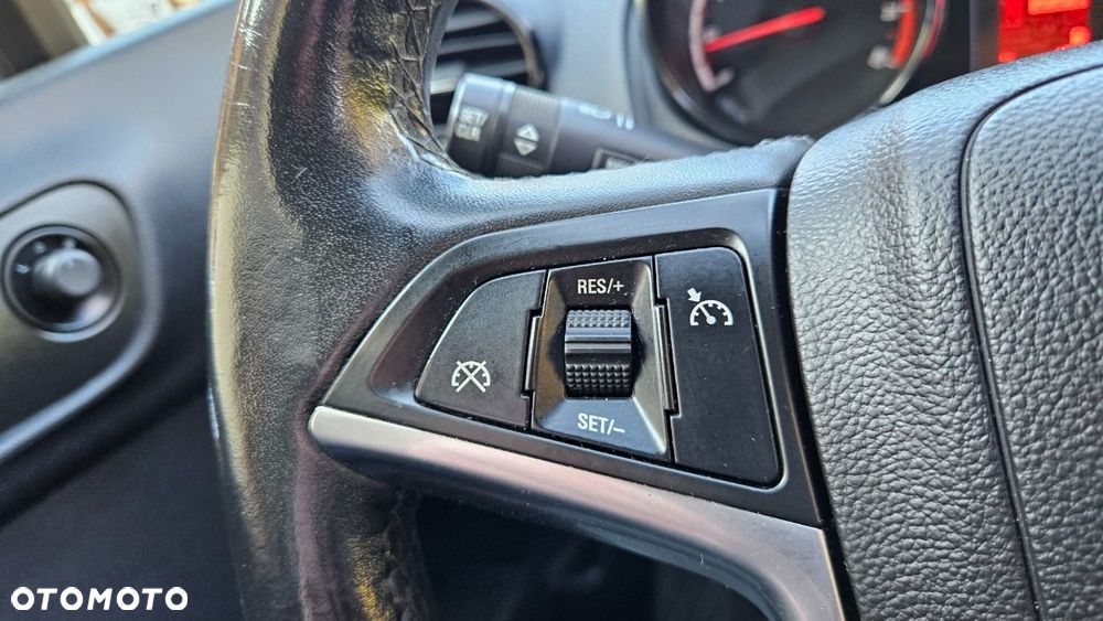 Opel Meriva 1.4 Innovation - 26