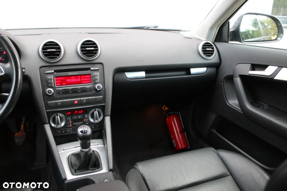 Audi A3 Sportback - 19