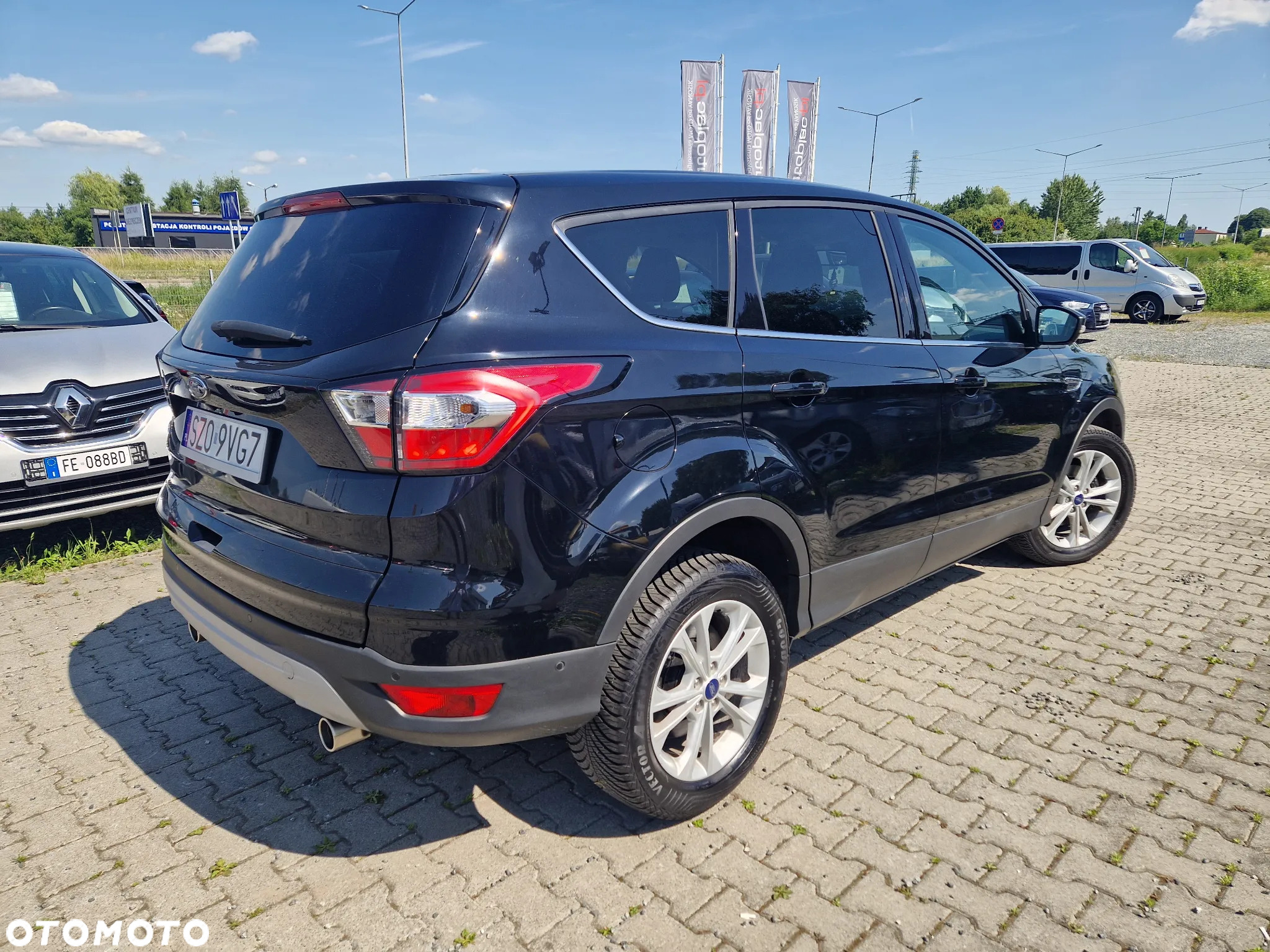 Ford Kuga - 2