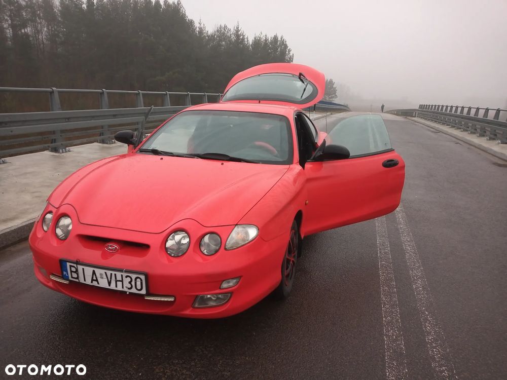 Hyundai Coupe - 4