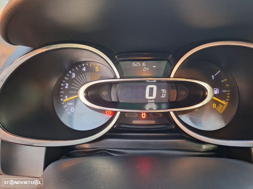 Renault Clio 1.5 dCi Dynamique S EDC - 28