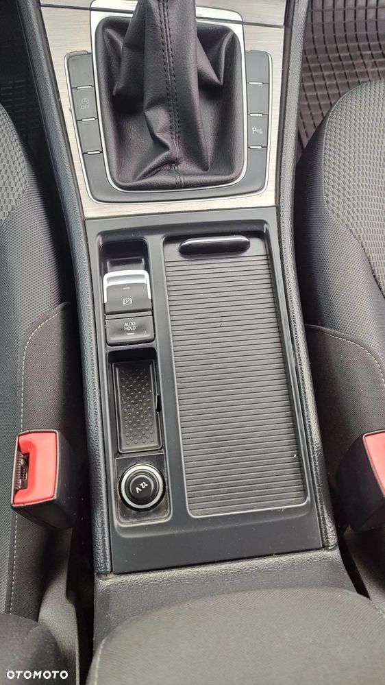 Volkswagen Golf Variant 1.6 TDI BMT Comfortline - 34