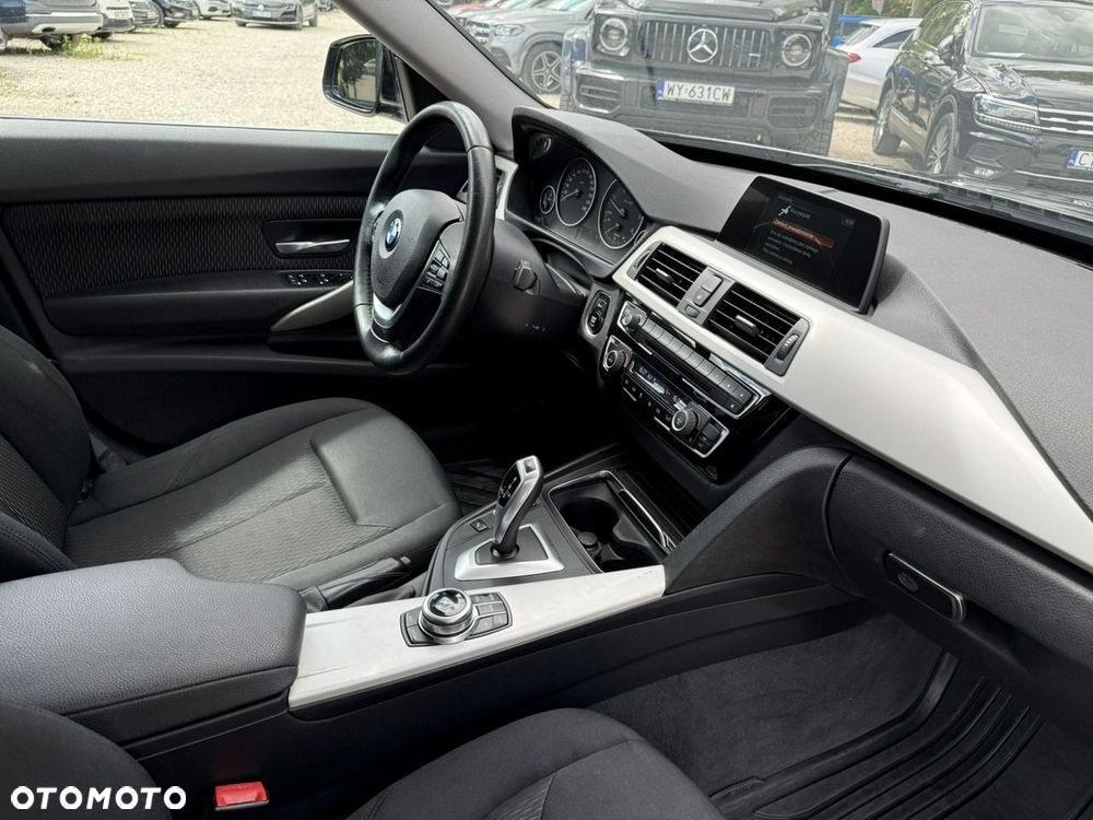 BMW 3GT 318d Advantage - 23