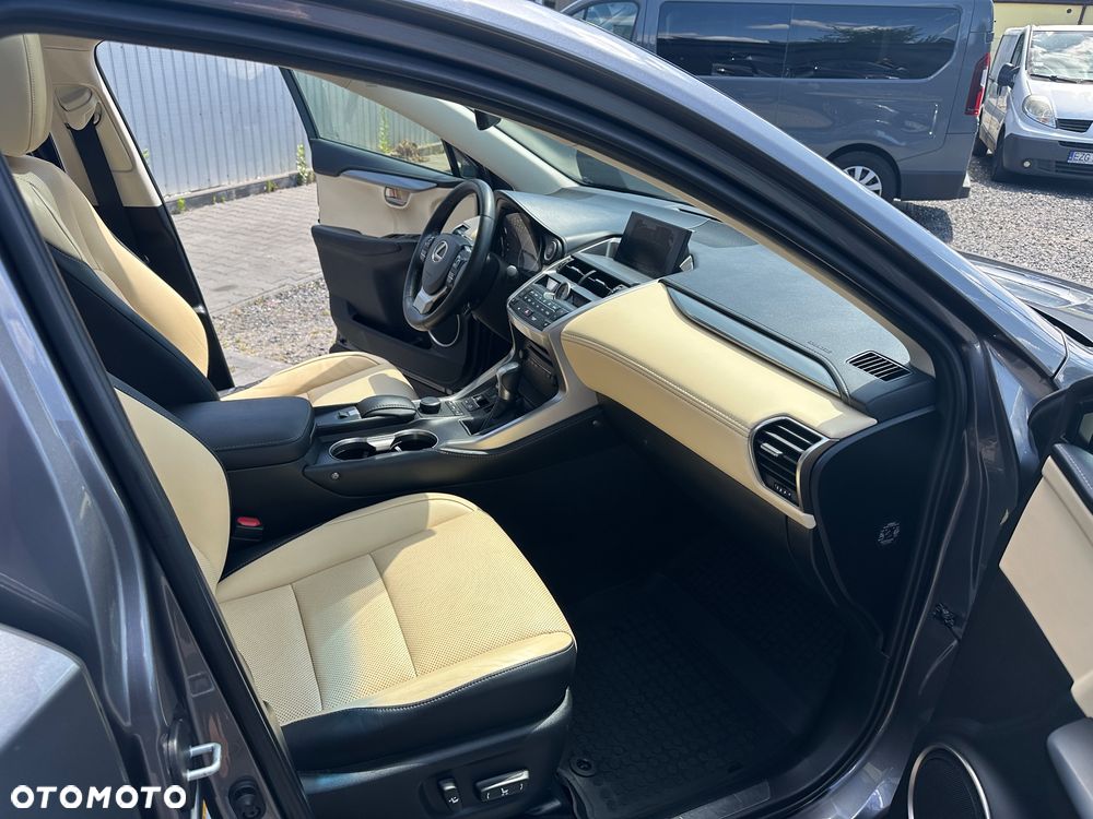 Lexus NX 200t Prestige AWD - 16