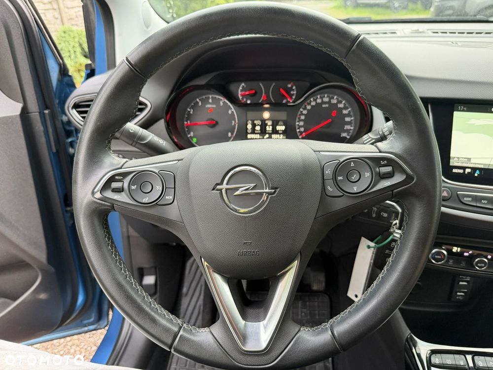 Opel Crossland X - 19