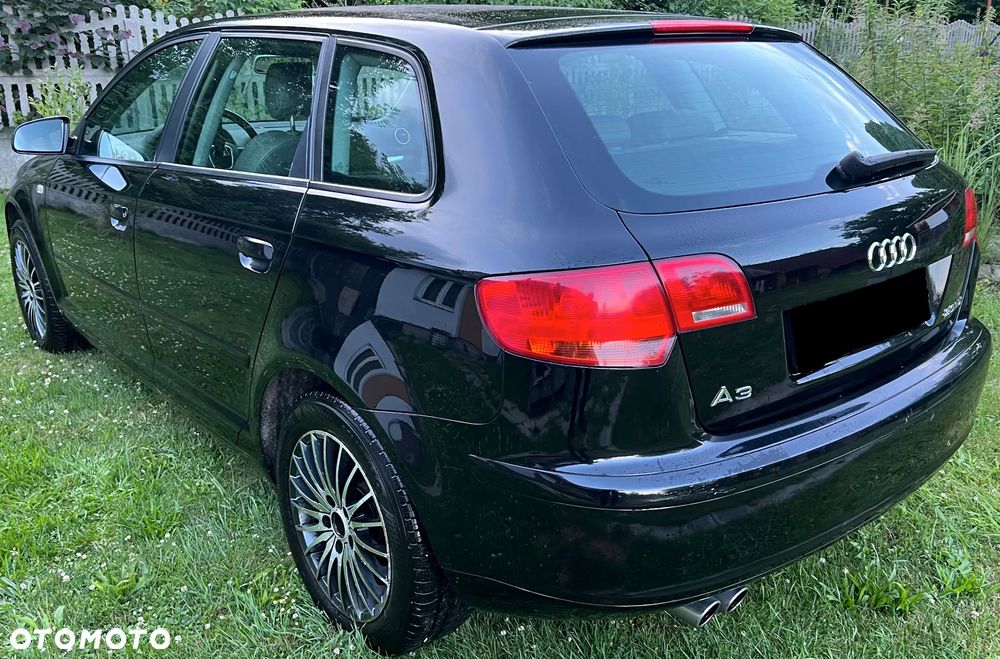 Audi A3 Sportback 2.0 TDI DPF Attraction - 4