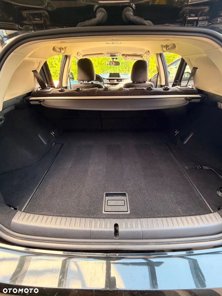 Lexus CT 200h Elegance - 9