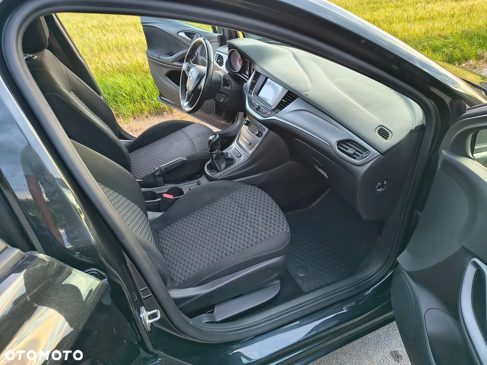 Opel Astra 1.4 Turbo Innovation - 14