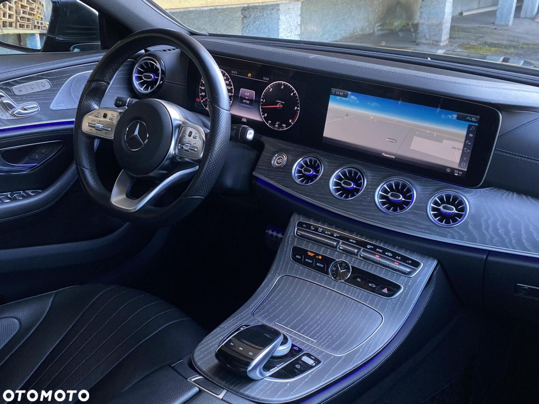 Mercedes-Benz CLS - 26