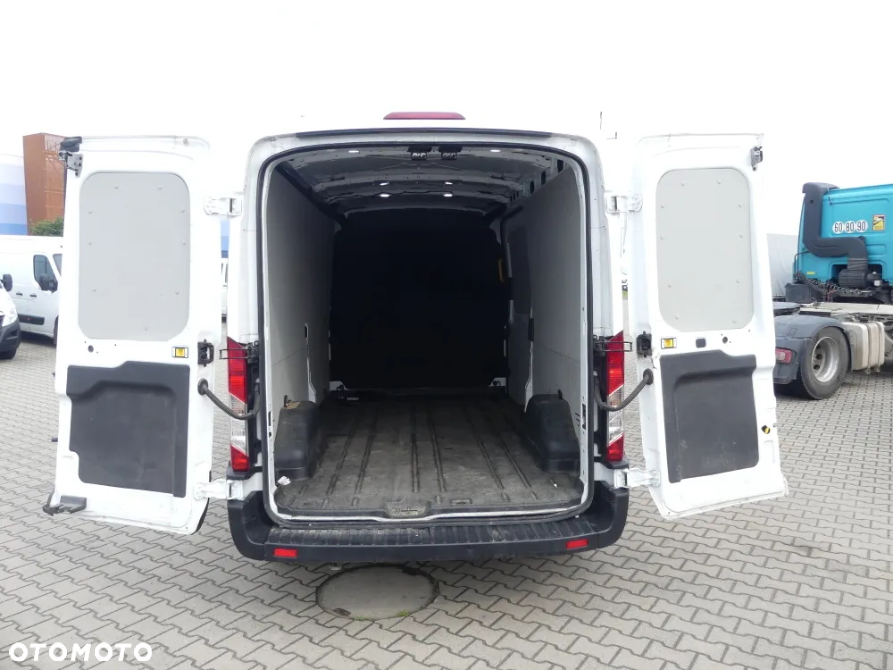 Ford TRANSIT - 11