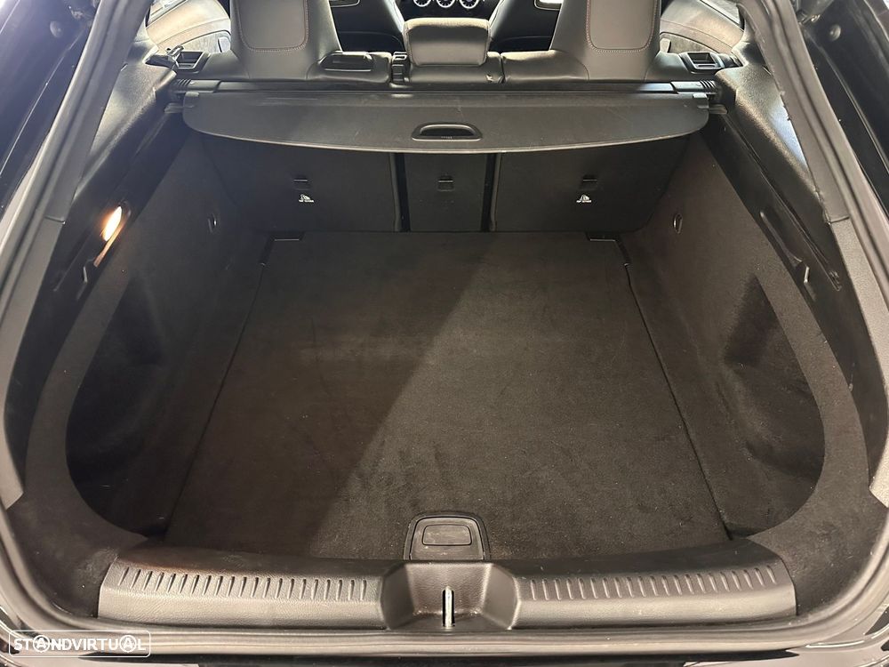 Mercedes-Benz CLA 180 - 9