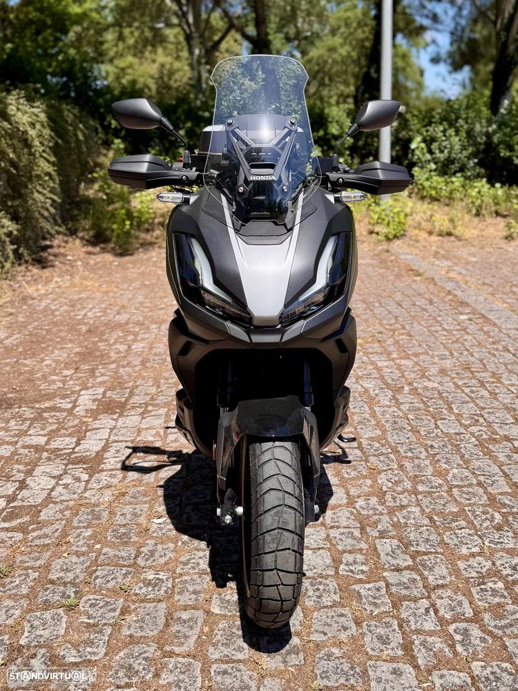 Honda ADV - 1