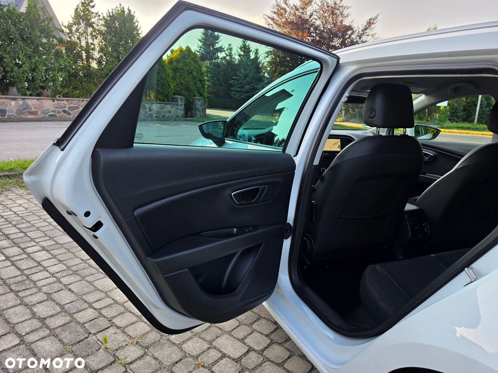 Seat Leon 2.0 TDI DPF Start&Stop DSG FR - 26