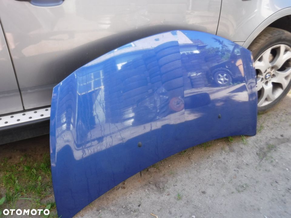 Renault Clio III maska - 2