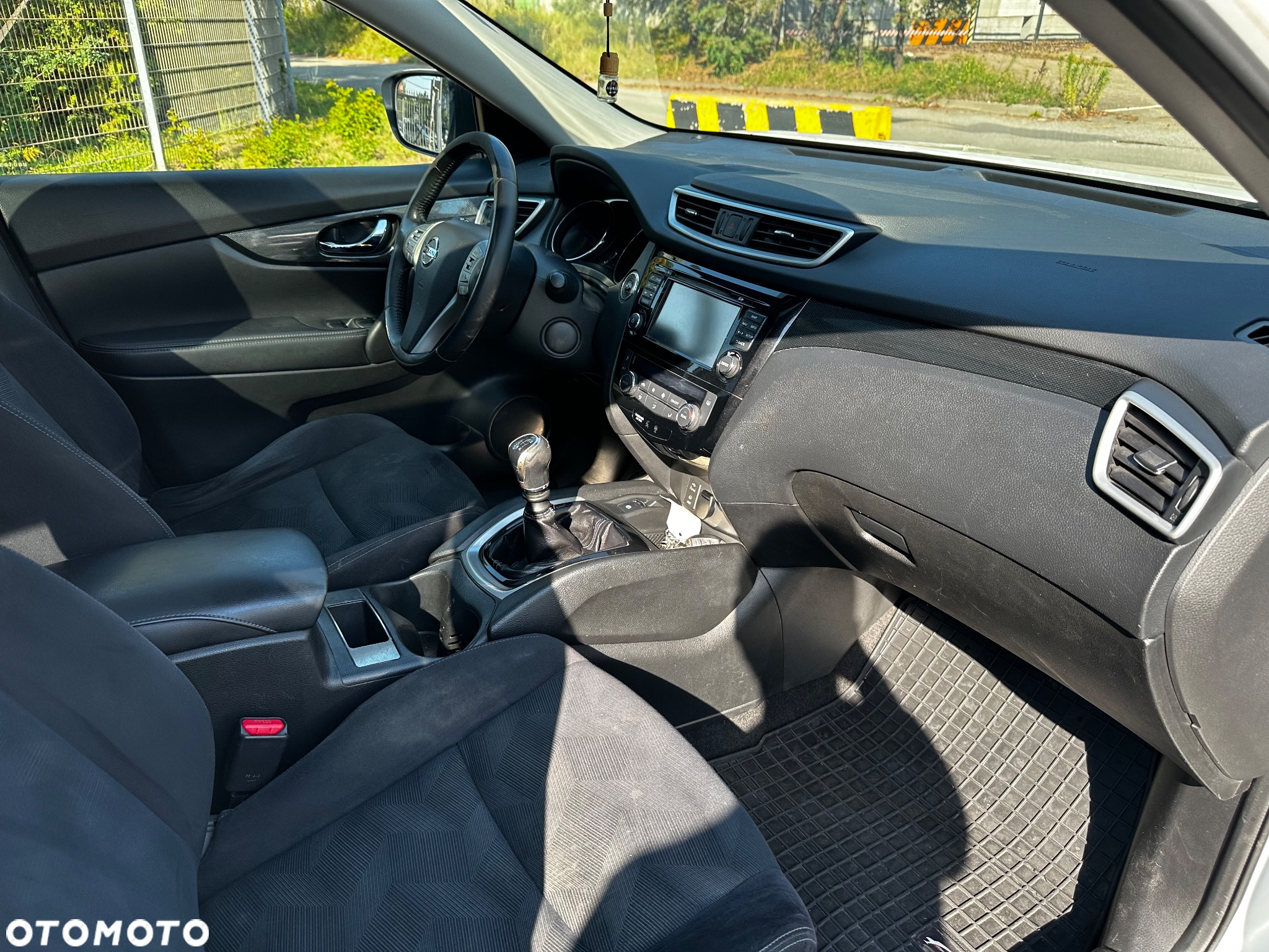 Nissan X-Trail - 17