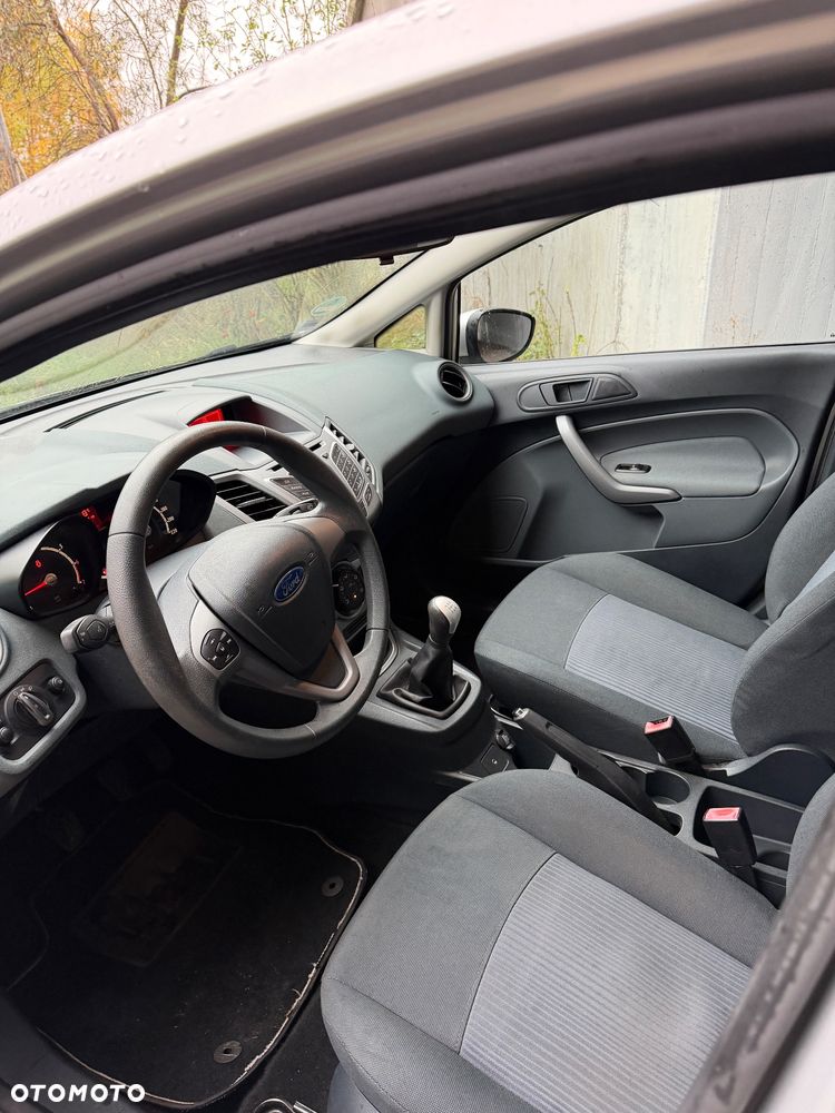 Ford Fiesta 1.25 Champions Edition - 15