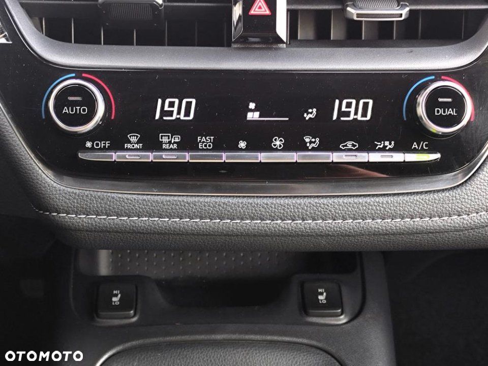 Toyota Corolla - 17