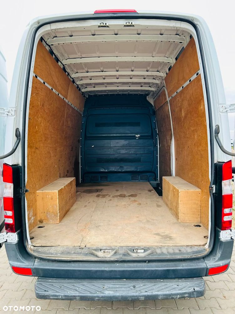Mercedes-Benz Sprinter - 19