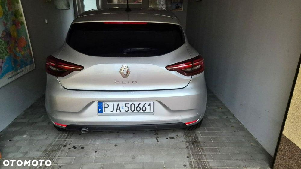 Renault Clio - 15