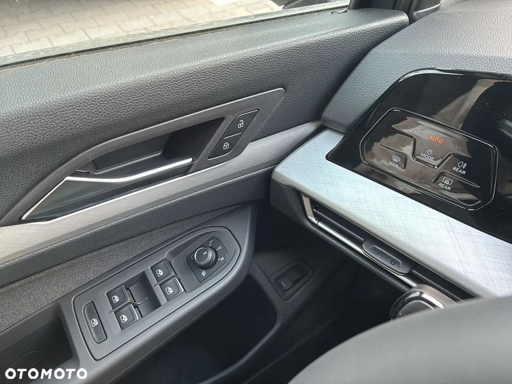 Volkswagen Golf Variant - 18