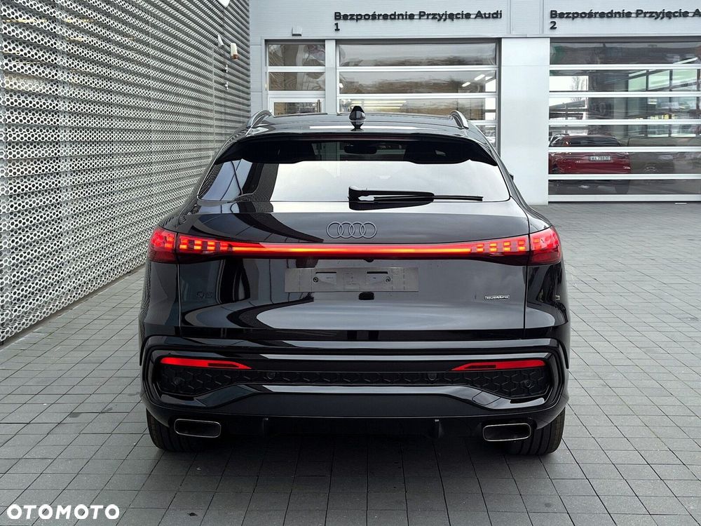 Audi Q5 Sportback - 11