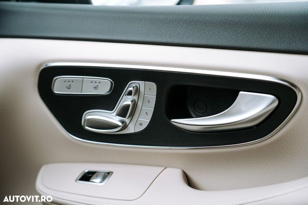 Mercedes-Benz V - 32