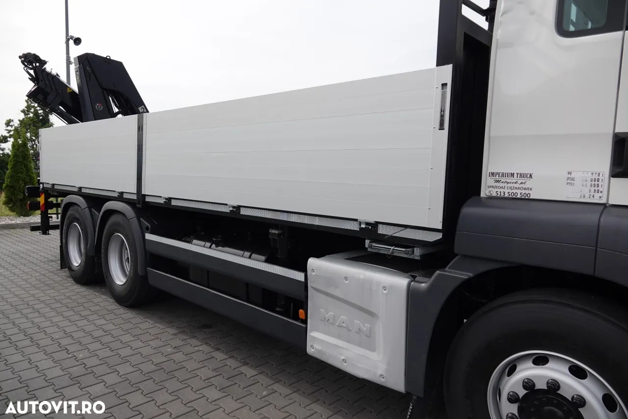 MAN TGS 26.320 / 6X4 / CAROSERIE 6.5 M + HDS HIAB 188 BS-3 / CAPACITATE MAXIMĂ DE RIDICARE: 4 900 KG / RADIOCOMANDĂ / ROTATOARE / EURO 6 - 16
