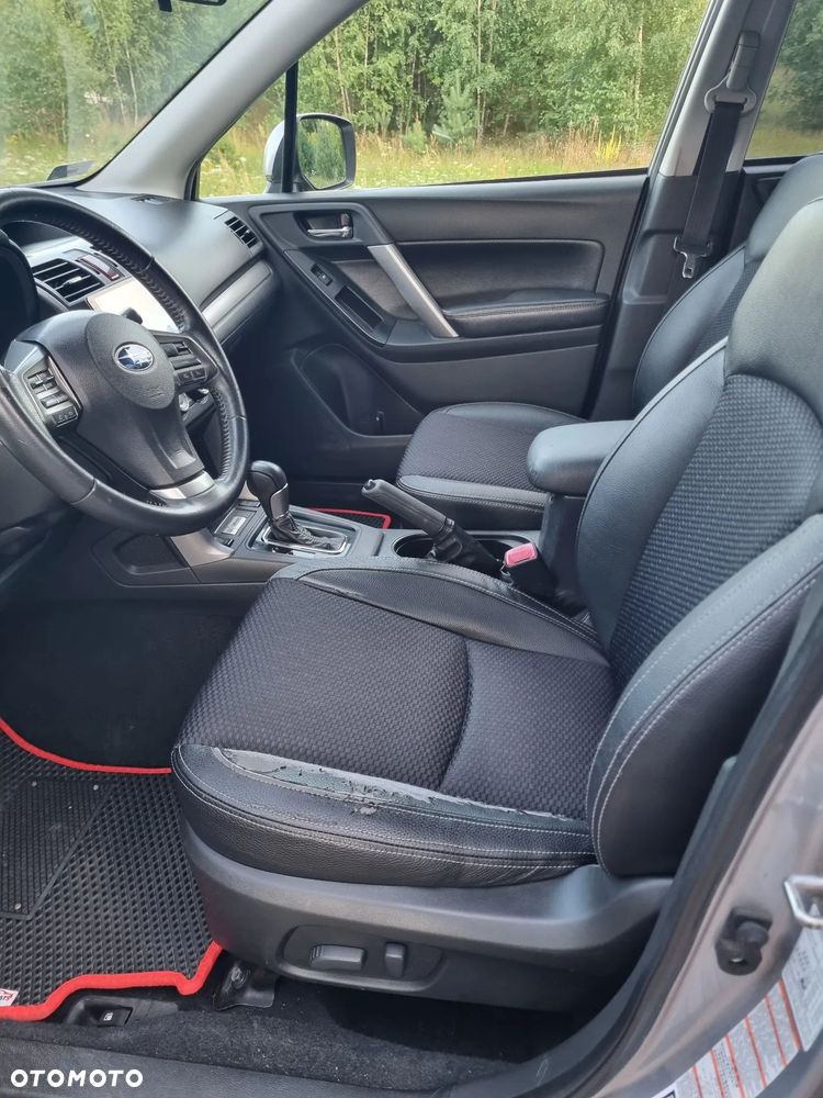 Subaru Forester 2.0XT Comfort Lineartronic - 8
