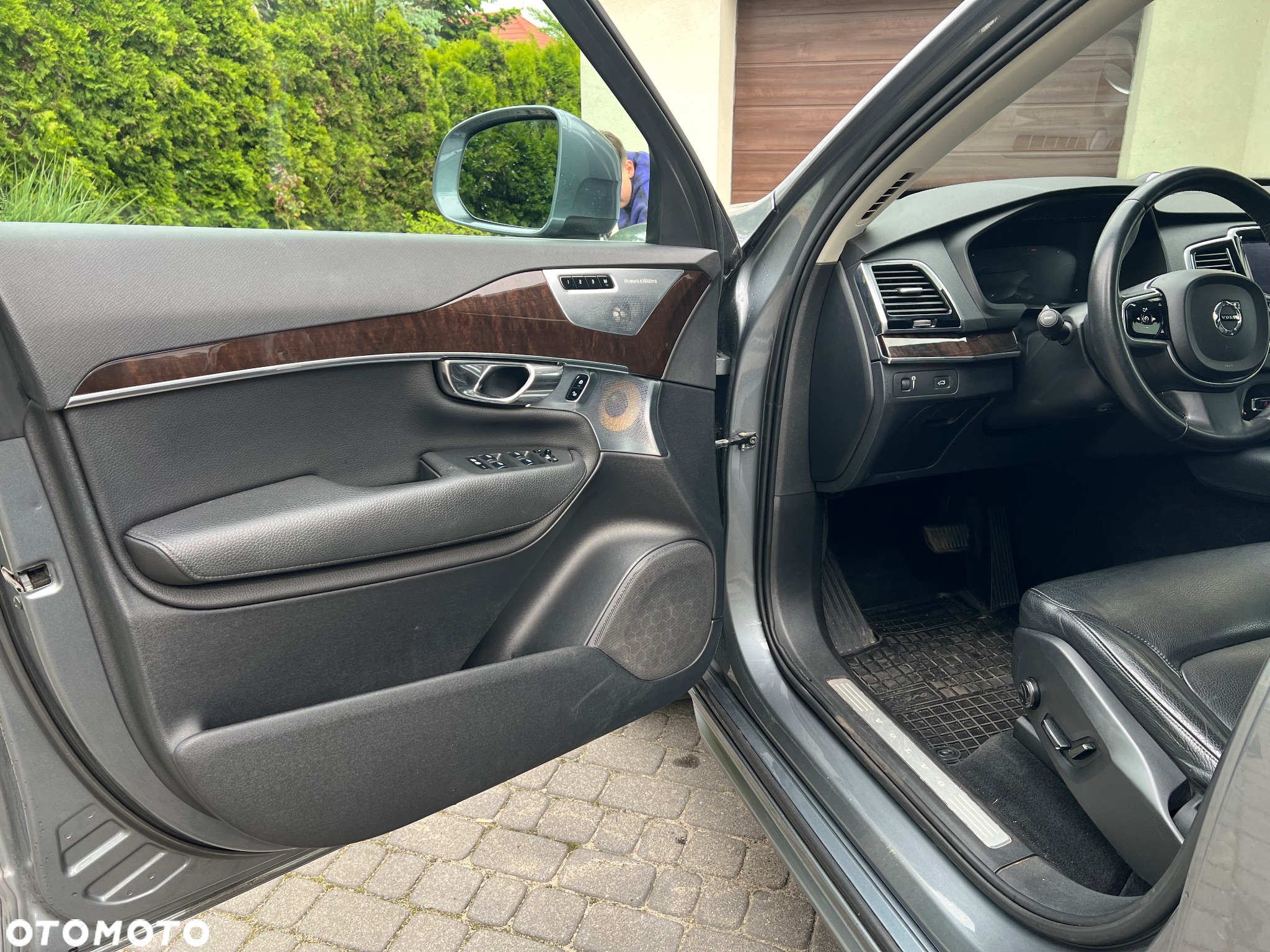 Volvo XC 90 T6 AWD Geartronic Momentum - 9