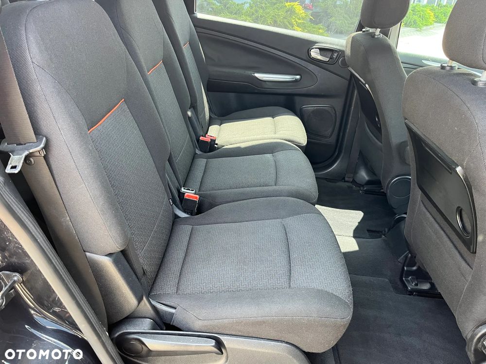 Ford Galaxy 1.8 TDCi Titanium - 19