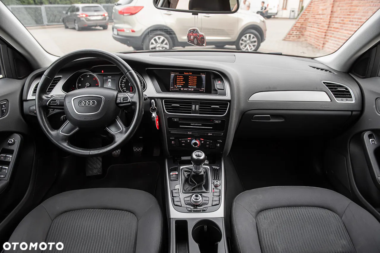 Audi A4 - 25