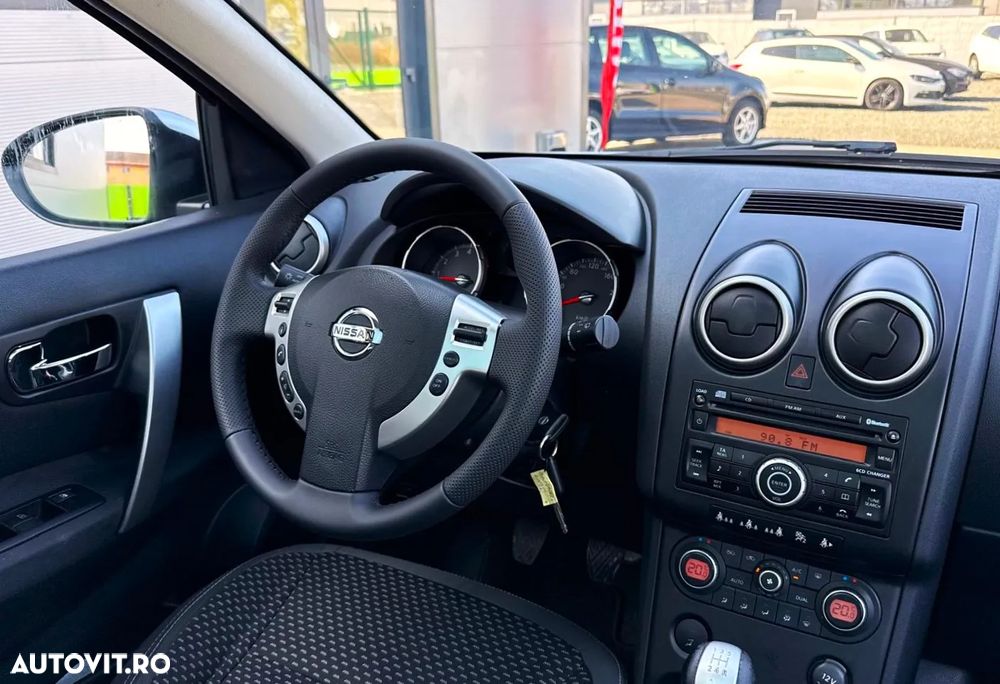 Nissan Qashqai+2 - 19