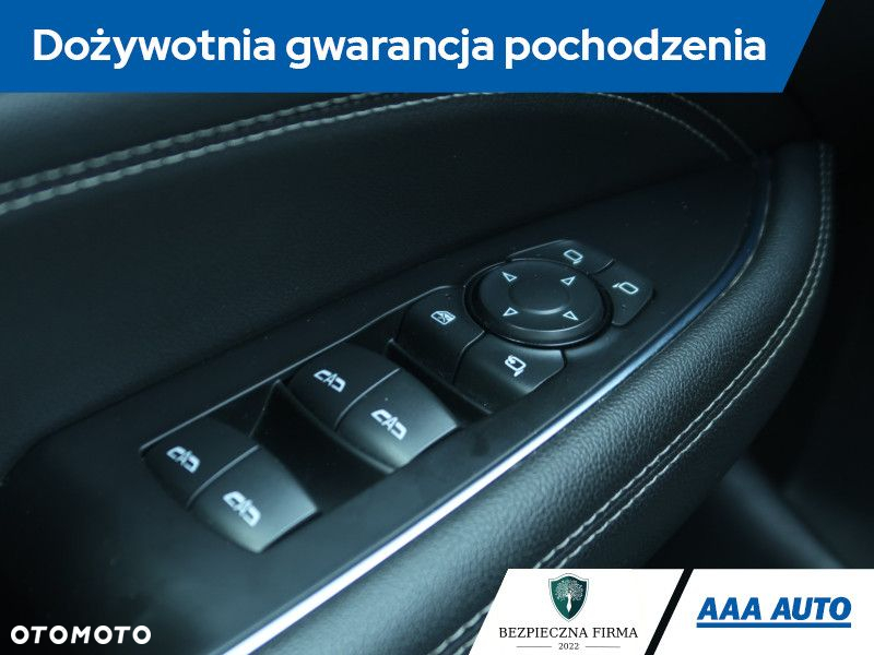 Opel Insignia - 20