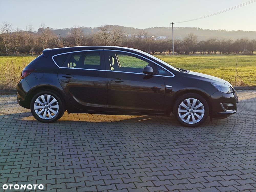 Opel Astra 1.4 Turbo Cosmo - 6