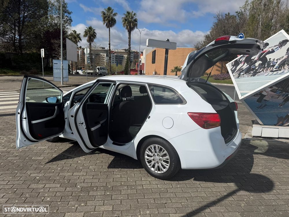 Kia Ceed SW 1.4 CRDi - 5