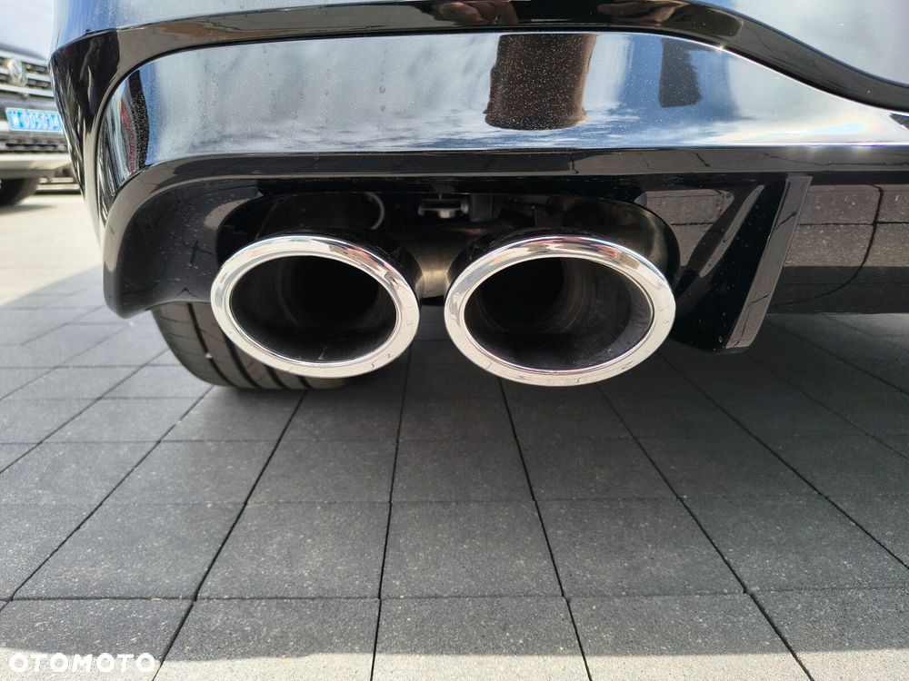 Volkswagen Golf - 31