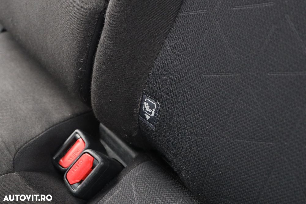 Toyota RAV4 2.5 VVT-iE 4x2 Dynamic - 28