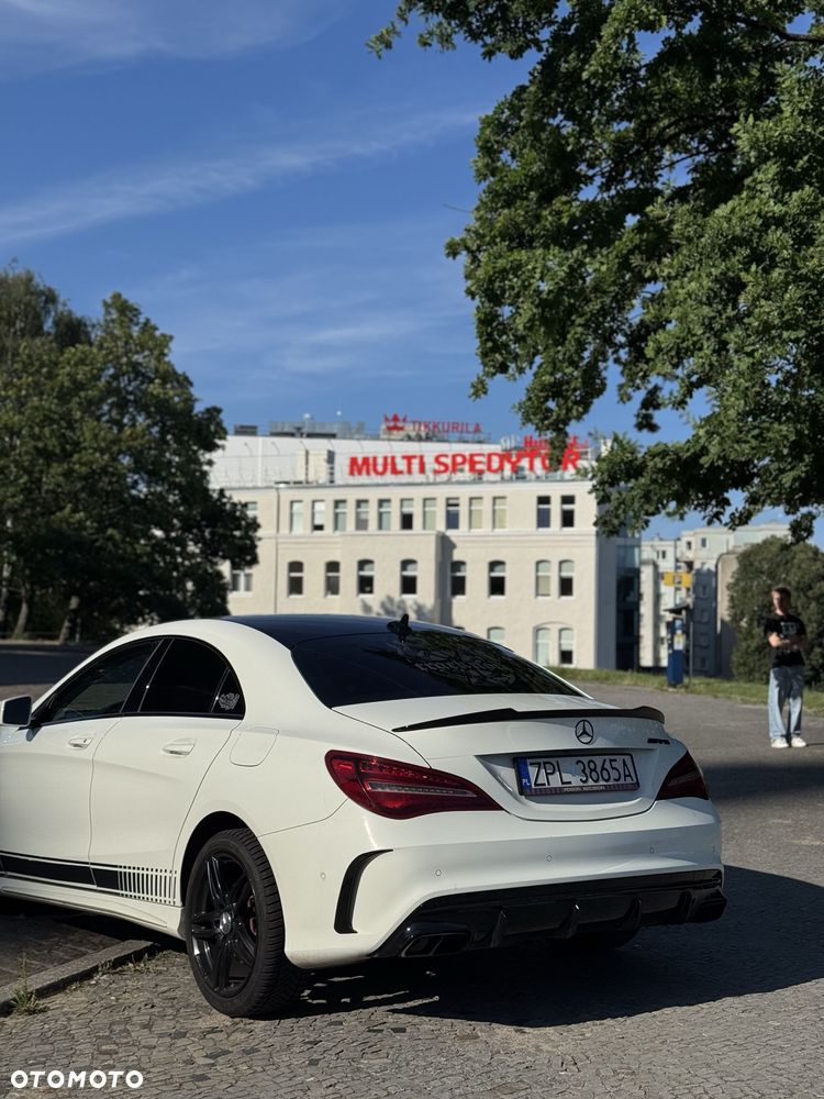 Mercedes-Benz CLA - 2