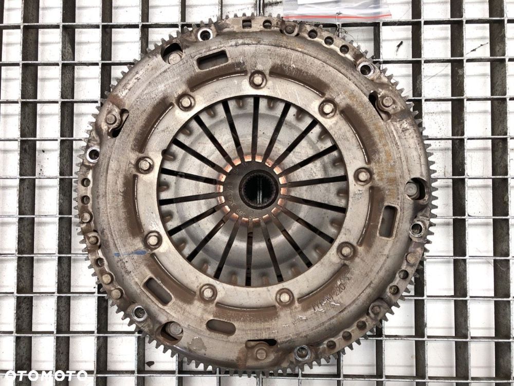 SPRZĘGŁO - 147.00 PLN - VW GOLF VII (5G1, BQ1, BE1, BE2) 2012 - 2022 1.4 TSI 90 kW [122 KM] - 1