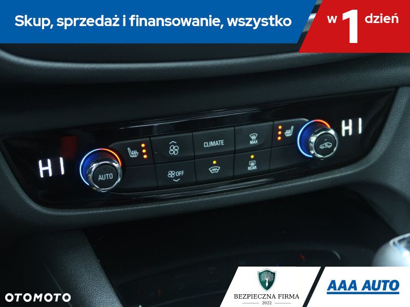 Opel Insignia - 17