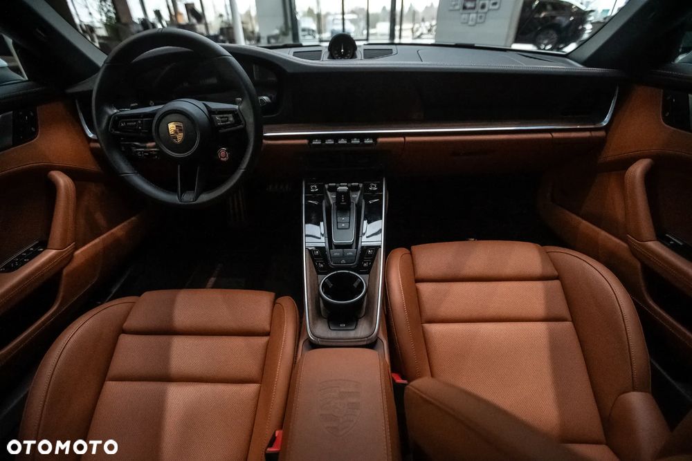Porsche 911 Carrera S - 20
